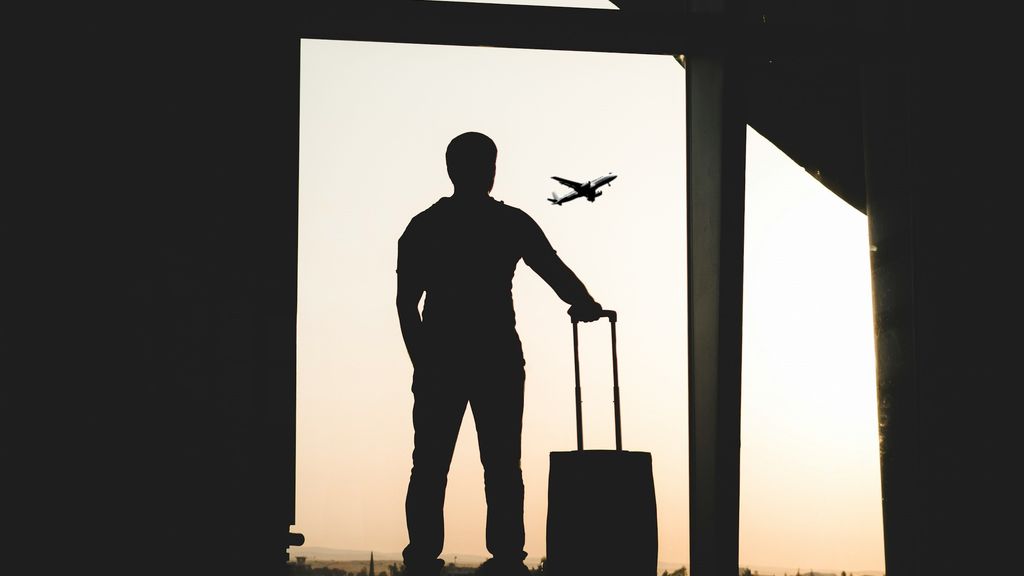 L’Union européenne s’attaque aux frais pour bagages à main : vers la gratuité en cabine ?