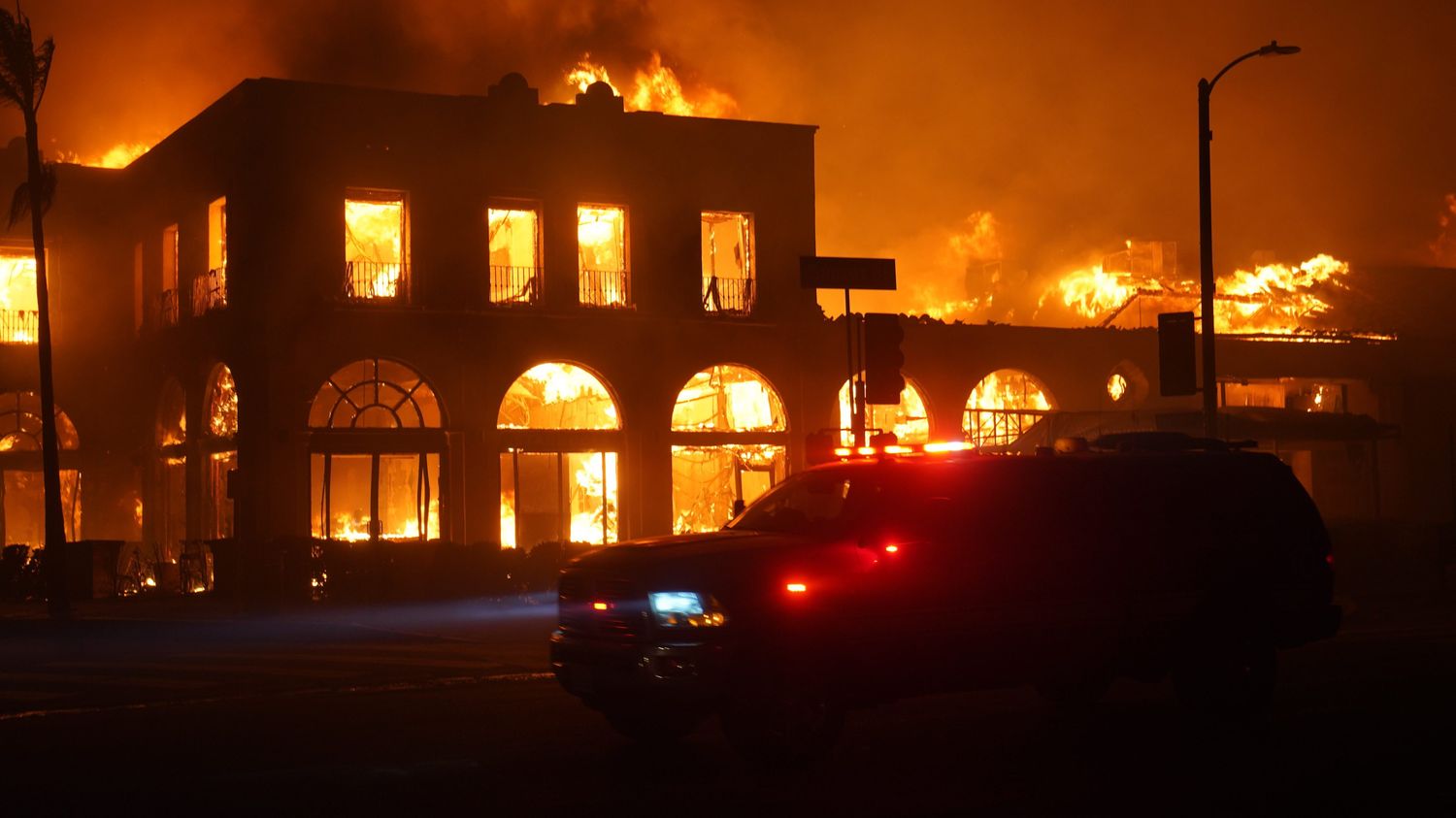 Incendies à Los Angeles : 150 milliards $ de pertes, un Français mis en cause