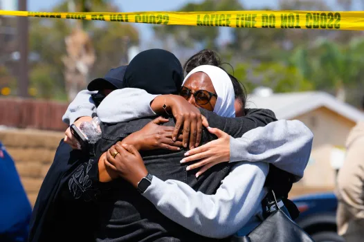 SAN DIEGO MOSQUE SHOOTING: 3 KILLED, 2 TEEN SUSPECTS DEAD